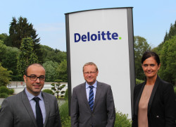 Deloitte RW team