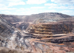 Arcelormittal - mine canada