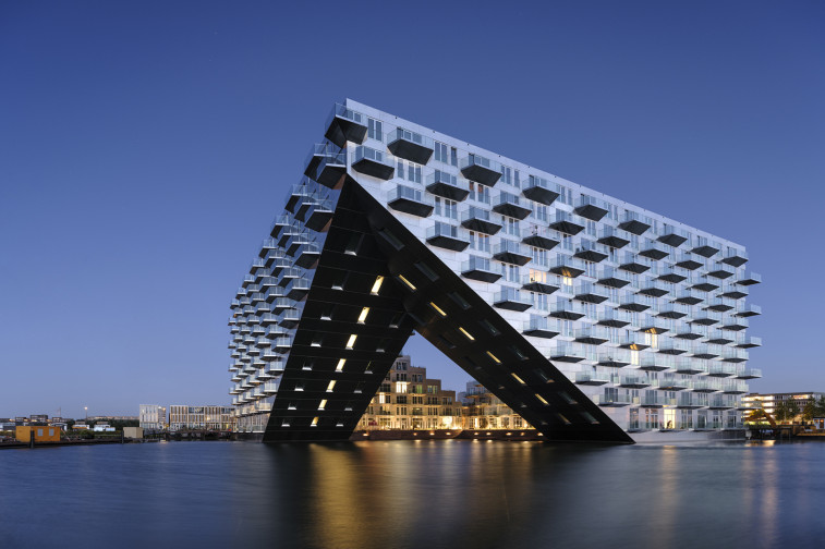 Barcode Architects & BIG Sluishuis 01 Copyright Ossip van Duivenbode